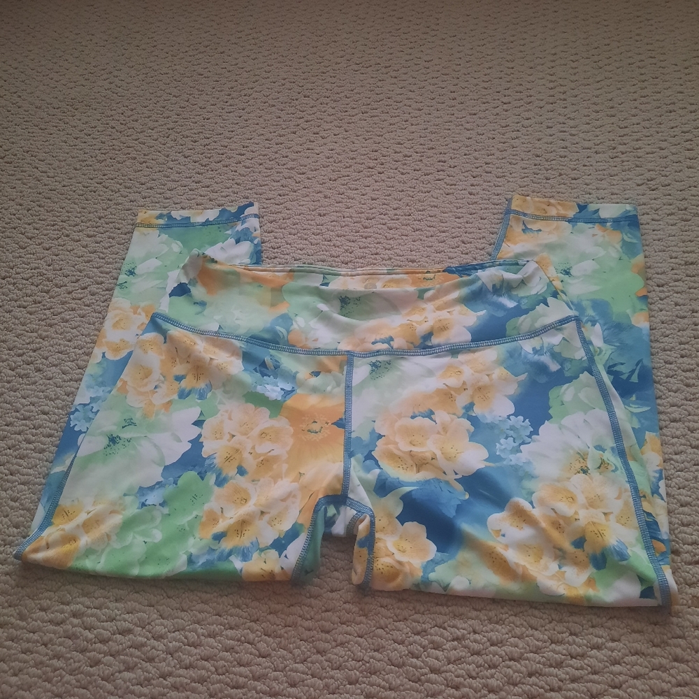 90 Degree by Reflex, size large, yellow and green floral leggings. Preowned